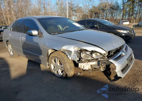 2007 Honda Accord 2.4 Se from USA, damaged, VIN JHMCM56317C020085